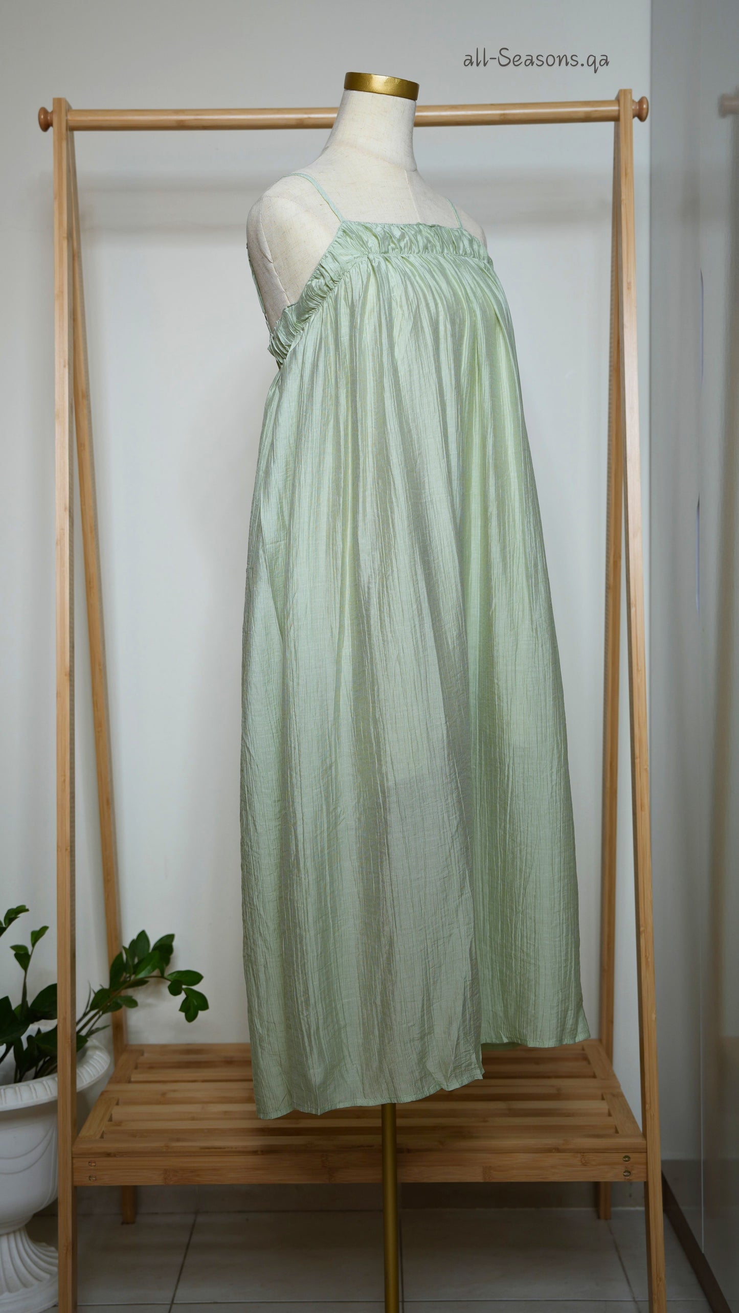 100175 Green