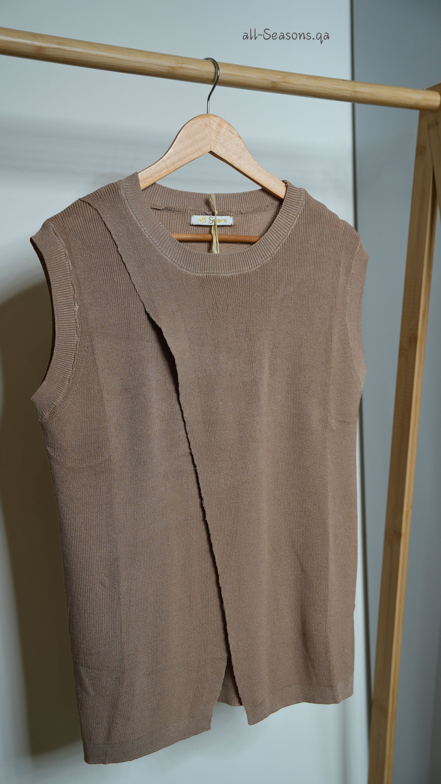 100136 - Brown