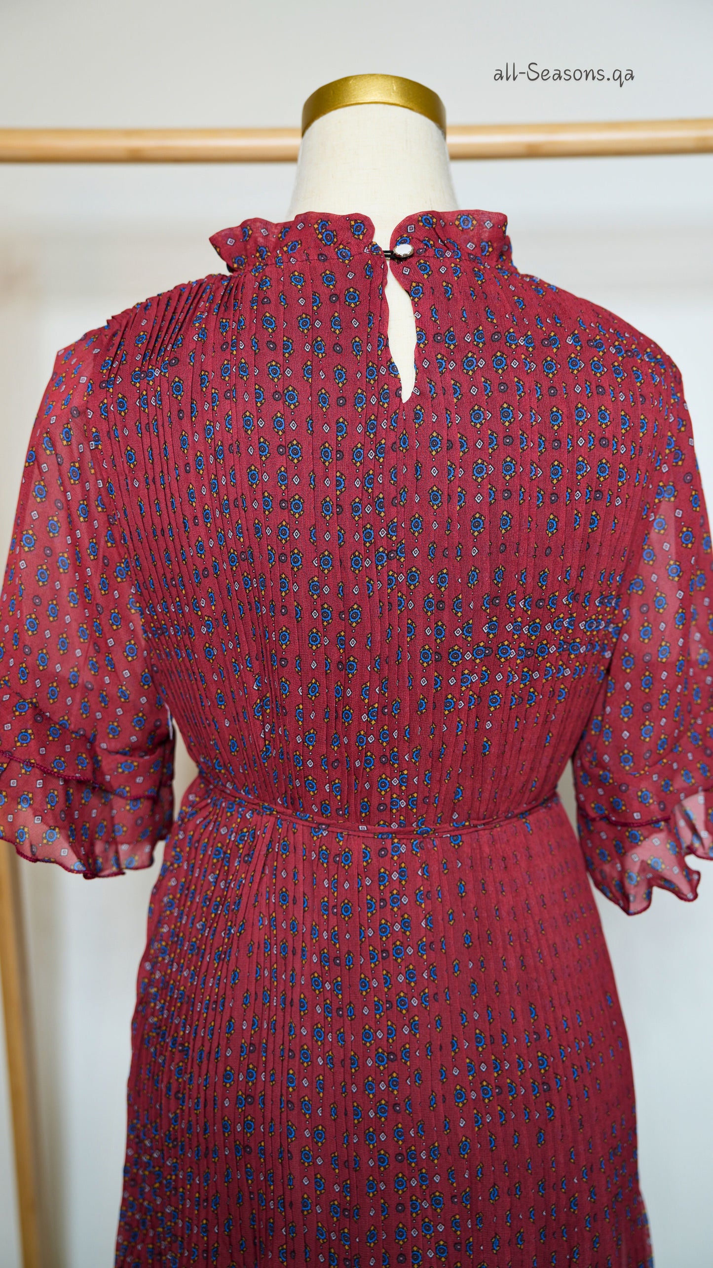 100176 Red