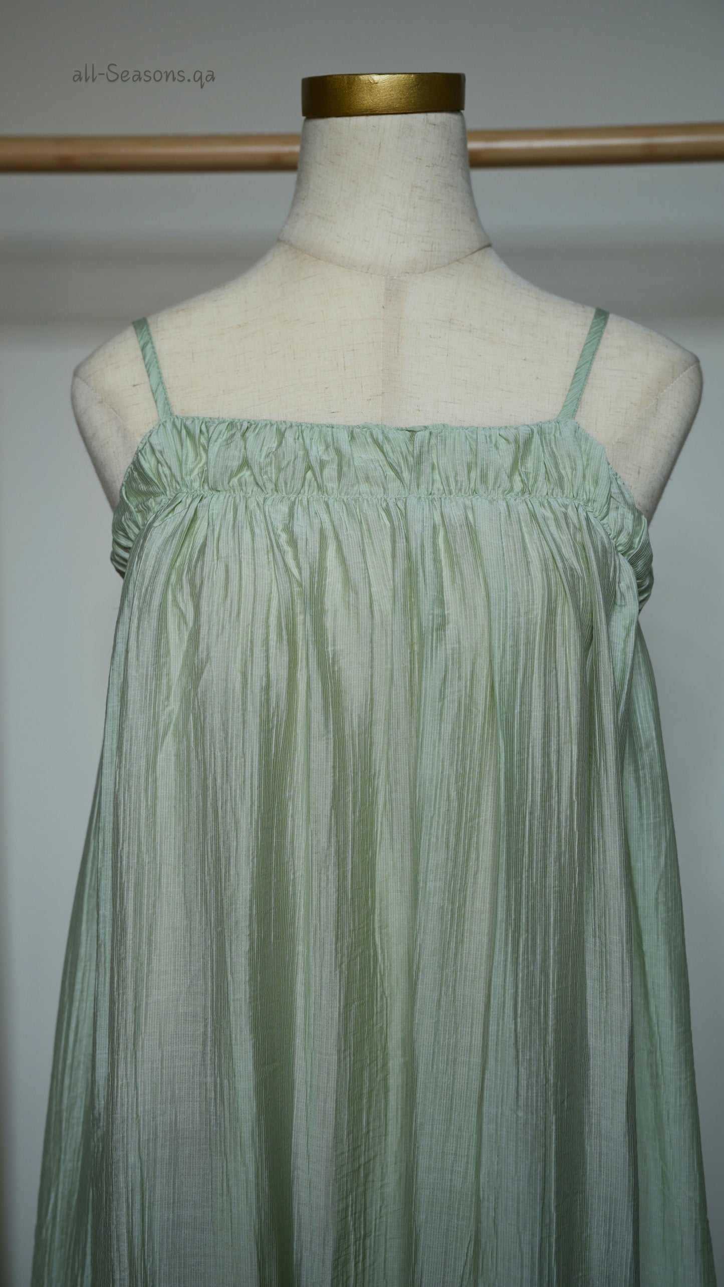 100175 Green